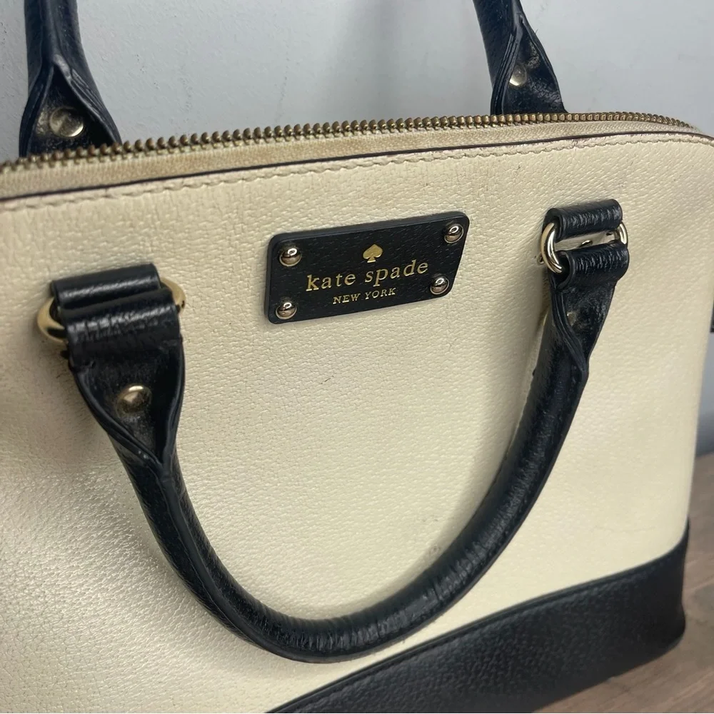 Kate Spade Wellesley Rachelle‎ off white and black handbag crossbody purse